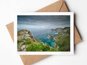 Postal con paisaje costero de los acantilados de Cabo Peñas, Asturias