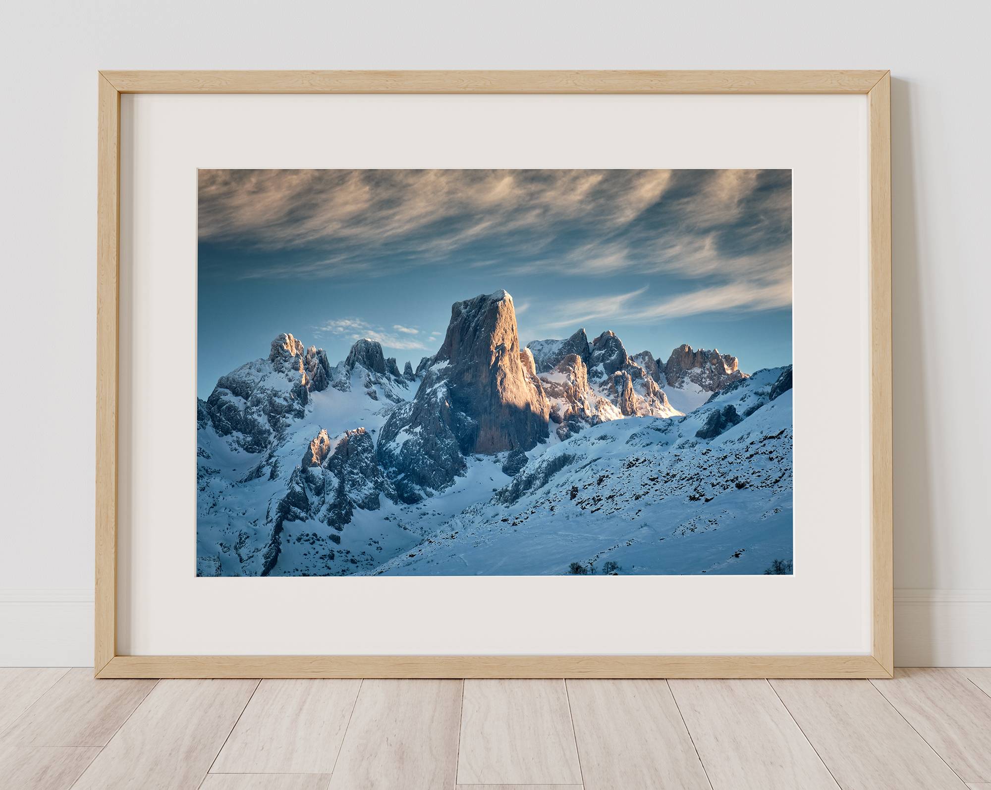 Naranjo de Bulnes, nevado - Imagen 3